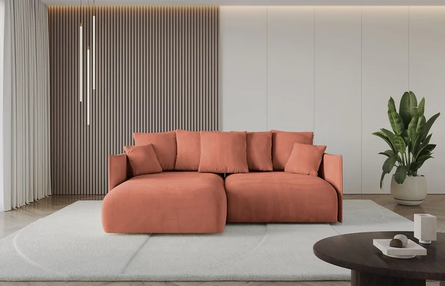 Bezug: Samt, Farbe: Apricot - Dream Velvet 202.07, Stellvariante: Ottomane Links, Stoffbeschreibung: Polsterstoff Dream Velvet: Wasserabweisender und leicht zu reinigender Möbelstoff, scheuerfest (30.000 Martindale-Zyklen) lichtecht (6) und pillingarm (4-5), aus 100 % PES, Gewicht 360 g/m2 ±5 %, Materialzusammensetzung: 100% Polyseter, Pilling Resistenz: 4, Abriebfestigkeit: 4, Scheuerbeständigkeit: 100000 Martindale-Zyklen, Ausstattung: Kissen, Zimmer: Wohnzimmer, Tiefe: 177 cm, Breite: 216 cm, Höhe: 72 cm, Länge der Schlaffläche: 202 cm, Breite der Schlaffläche: 158-cm, Liegehöhe: 42 cm, Anzahl der Sitzflächen: 4, Sitzfüllung: Wellenfeder + HR35 und T30-Schaum, Anzahl der Rückenkissen: 5, Art der Rückenkissen: Rückenkissen, Annzahl der Sitzkissen: 2, Anzahl der Zierkissen: 2, Tiefe der Armlehnen: 123 cm, Breite der Armlehnen: 7 cm, Höhe der Armlehnen: 60 cm, Breite der Ottomane: 101 cm, Tiefe der Ottomane: 158 cm, Tiefe der Sitzfläche: 114 cm, Sitzhöhe: 42 cm, Art des Stauraumes: Innenfach geschlossen, Material der Füße: Kunststoff, Höhe der Füße: 5 cm, Farbe der Füße: Schwarz - 1