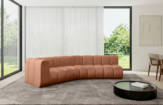 Bezug: Samt, Farbe: Apricot - Monolith 61, Stellvariante: Ottomane Links, Stoffbeschreibung: MONOLITH: Wasserabweisender und leicht zu reinigender Möbelstoff, scheuerfest (100.000 Martindale-Zyklen) lichtecht (5) und pillingarm (4-5), aus 100 % PES, Gewicht 330 g/m2 ±5 %, Materialzusammensetzung: 100% Polyseter, Pilling Resistenz: 4, Abriebfestigkeit: 5, Scheuerbeständigkeit: 100000 Martindale-Zyklen, Zimmer: Wohnzimmer, Tiefe: 194 cm, Breite: 308 cm, Höhe: 70 cm, Anzahl der Sitzflächen: 4, Sitzfüllung: Wellenfeder, Art der Rückenkissen: Rückenlehne - feste, Tiefe der Sitzfläche: 62 cm, Sitzhöhe: 40 cm, Schlaffunktion: Ohne Schlaffunktion - 1