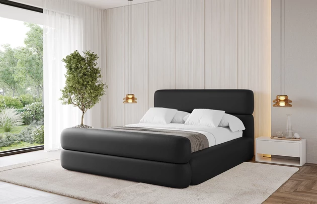 Bezug: Kunstleder, Farbe: Schwarz - Soft 11, Stoffbeschreibung: Polsterstoff SOFT:Leicht zu reinigendes Lederimitat. scheuerfest (100.000 Martindale-Zyklen). lichtecht (6). reibecht (4-5). 100%PU (Oberseite) + 75%PES mit 25%CO (Unterseite), Zimmer: Schlafzimmer, Länge: 226 cm, Breite: 232 cm, Höhe: 110 cm, Größe: 200x200 cm, Länge der Schlaffläche: 200 cm, Breite der Schlaffläche: 200 cm, Liegehöhe: 48 cm, Matratze: Mit H3 / H4 Taschenfederkern Matratze, Höhe der Matratze: 25 cm, Matratzentyp: Taschenfederkernmatratze, Bettkasten: Ja, Anzahl der Bettkasten: 1, Höhe der Bettkasten: 30 cm, Höhe des Kopfteils: 110 cm, Dicke des Kopfteils: 8 cm, Dicke des Fußteils: 7 cm, Gepolsterte Rückseite: Nein - 1