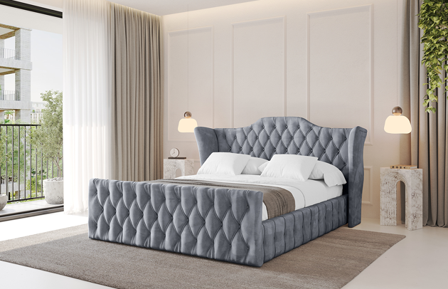 Bezug: Samt, Farbe: Grau - Casablanca 2314, Stoffbeschreibung: Polsterstoff Casablanca: „Pet-friendly“, leicht zu reinigen (CleanBOO+), wasserabweisend mit Lotuseffekt, scheuerfest (45.000 Martindale- Zyklen), Gewicht 310g/m2 ±5 %, Zimmer: Schlafzimmer, Länge: 222 cm, Breite: 216 cm, Höhe: 105 cm, Größe: 200x200 cm, Länge der Schlaffläche: 200 cm, Breite der Schlaffläche: 200 cm, Liegehöhe: 48 cm, Matratze: Mit H3 / H4 Taschenfederkern Matratze, Höhe der Matratze: 25 cm, Matratzentyp: Taschenfederkernmatratze, Bettkasten: Ja, Anzahl der Bettkasten: 1, Höhe der Bettkasten: 30 cm, Höhe des Kopfteils: 105 cm, Dicke des Kopfteils: 8 cm, Dicke des Fußteils: 7 cm, Gepolsterte Rückseite: Nein - 1